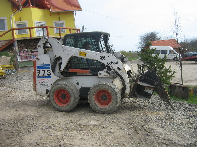 bobcat_773_02